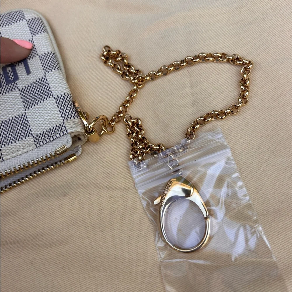Authentic Louis Vuitton NEW Limited edition Mila Pochette Azur
